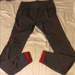 Women’s Nike pro leggings